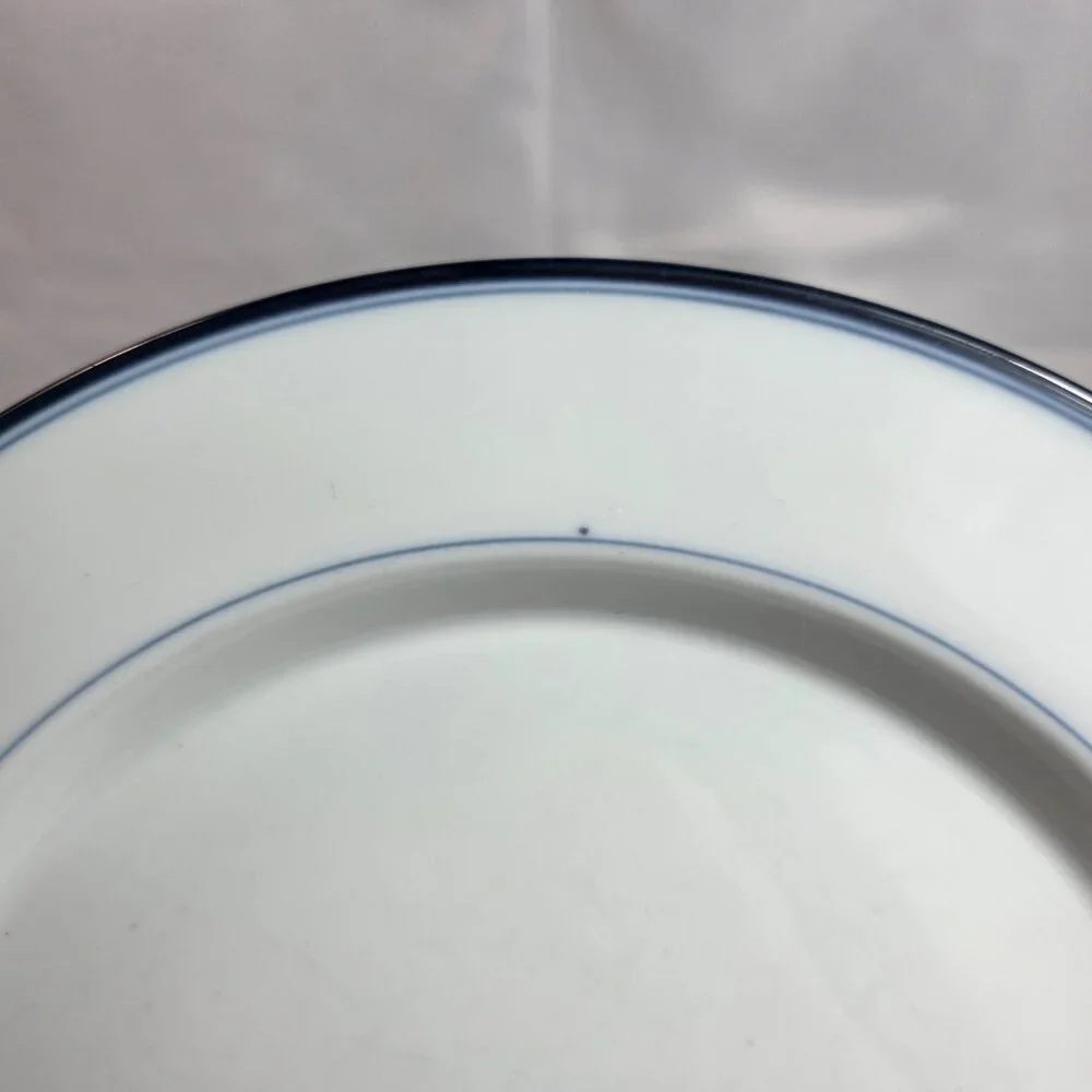 Dansk Juniper Dinner Plate White Blue Leaves & Berries in the Center Japan